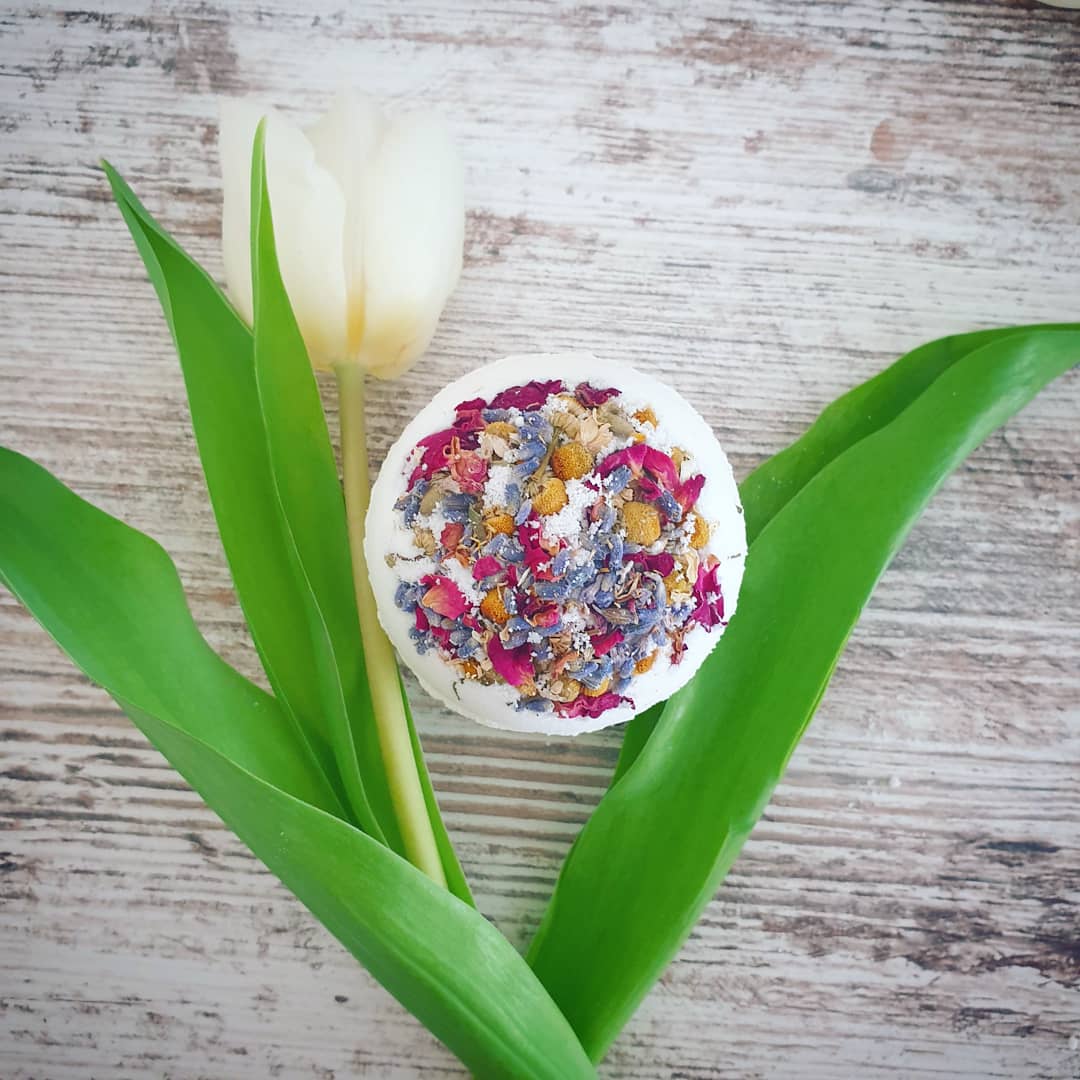 Sweet Dreams Secret Bath Bomb with hidden message