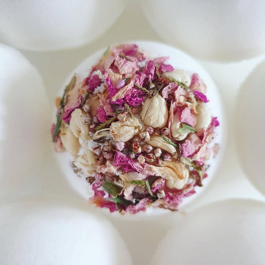 Posy Secret Bath Bomb with hidden message inside