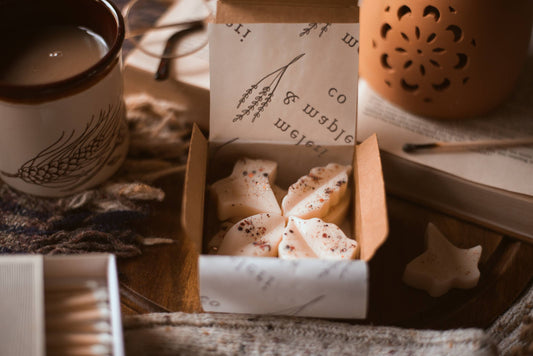 Autumn Spice Scented Leaves Shaped Wax Melts